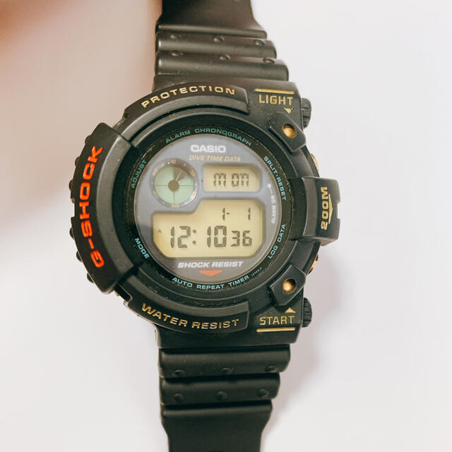 G-SHOCK(ジーショック)のCASIO G-SHOCK 初代フロッグマン DW-6300 メンズの時計(腕時計(デジタル))の商品写真