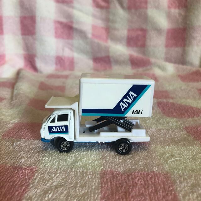 ANA(全日本空輸)(エーエヌエー(ゼンニッポンクウユ))のWELLY  ANA バス　トラック　セット エンタメ/ホビーのおもちゃ/ぬいぐるみ(ミニカー)の商品写真