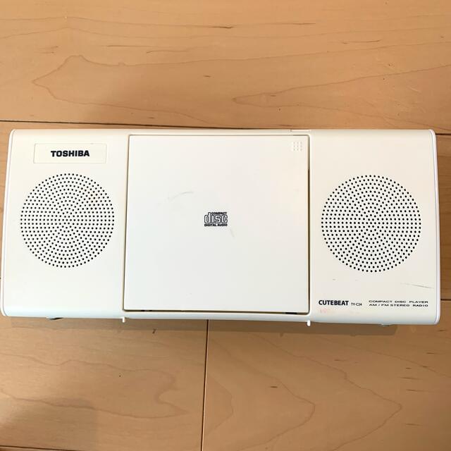 東芝(トウシバ)のCDプレイヤー 東芝 ty-c24 スマホ/家電/カメラのオーディオ機器(ポータブルプレーヤー)の商品写真