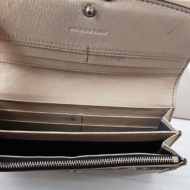 BURBERRY(バーバリー)のバーバリーBURBERRYの長財布 レディースのファッション小物(財布)の商品写真