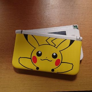 ニンテンドー3DS - 【ジャンク品】3DSLL ピカチュウイエロー 箱付きの