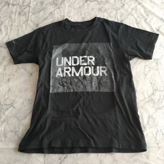 アンダーアーマー(UNDER ARMOUR)のUNDER ARMOUR☆アンダーアーマー半袖Tシャツ☆黒色☆(ウォーキング)