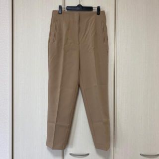 ザラ(ZARA)の《ZARA》人気のハイウエストパンツ(カジュアルパンツ)