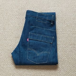 Levi's - Levi's ENGINEERED JEANS TIGHT 33インチの通販 by くま