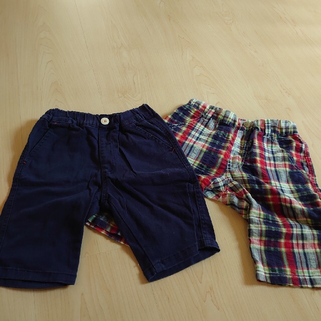 mikihouse(ミキハウス)のPICNIC ハーフパンツ　サイズ130　2枚セット キッズ/ベビー/マタニティのキッズ服男の子用(90cm~)(パンツ/スパッツ)の商品写真