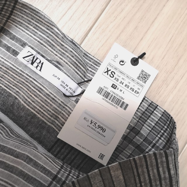 ZARA(ザラ)の【美品】ZARA チェックフレアスカート レディースのスカート(ひざ丈スカート)の商品写真