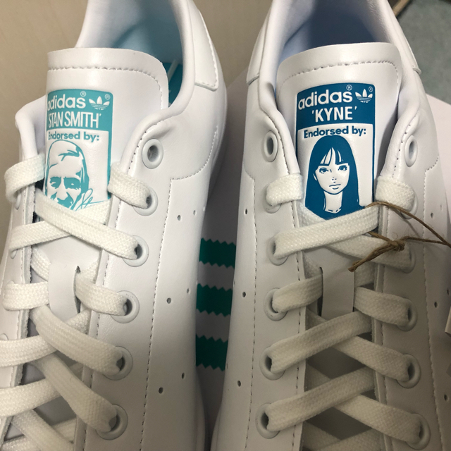 adidas(アディダス)のkyne adidas stan smith メンズの靴/シューズ(スニーカー)の商品写真