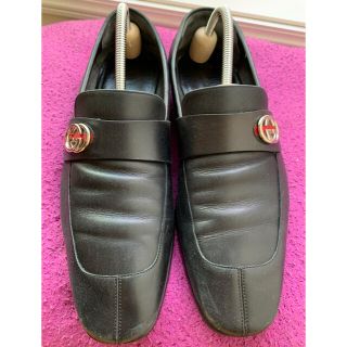 グッチ(Gucci)のグッチ　革靴　黒　42 27センチ(ドレス/ビジネス)