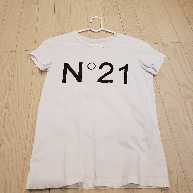 ドクターX 米倉涼子さん 着用 N˚21 ヌメロヴェントゥーノ Tシャツ 黒