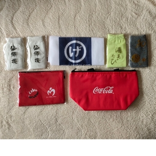 コカコーラ(コカ・コーラ)のクーラーバッグ+クッションポーチ+足袋+葉山『げんべい商店』手さげ袋 7点セット(旅行用品)