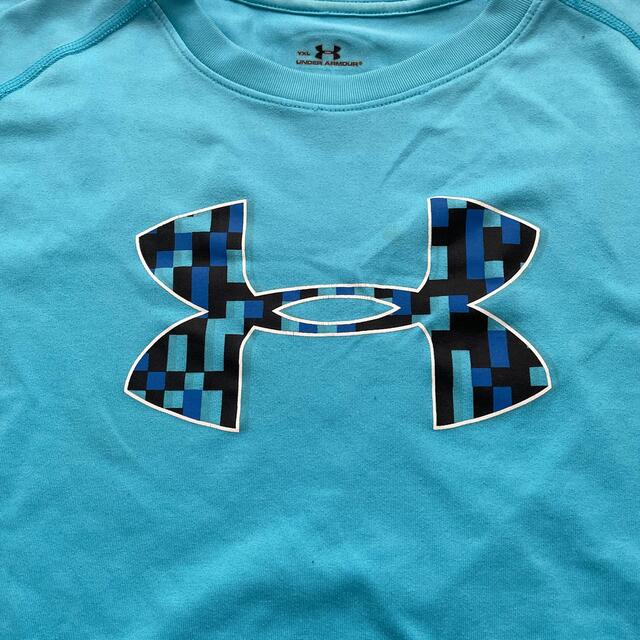 UNDER ARMOUR(アンダーアーマー)のアンダーアーマー　Tシャツ  ＹＸＬ　　  キッズ/ベビー/マタニティのキッズ服男の子用(90cm~)(Tシャツ/カットソー)の商品写真