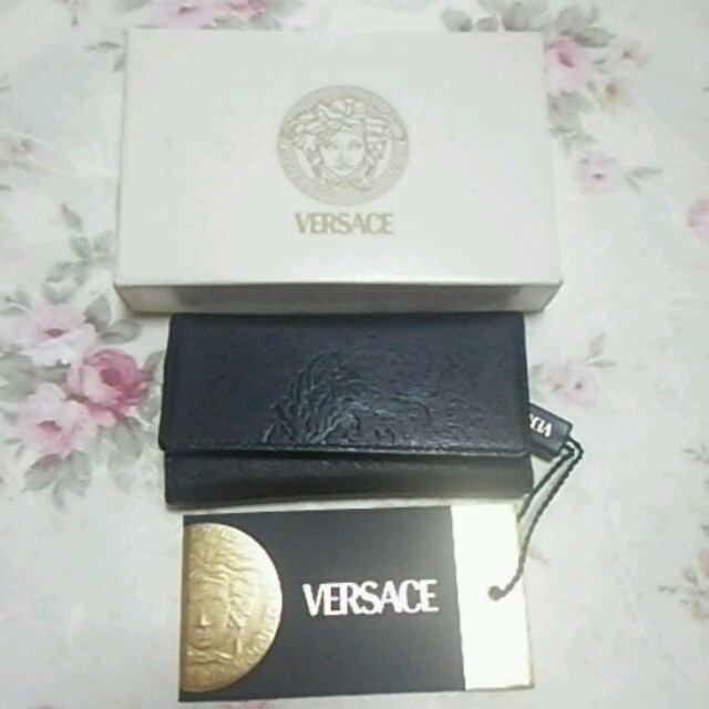 VERSACE(ヴェルサーチ)の新品未使用☆VERSACE♡ヴェルサーチキーケース 正規品 メンズのファッション小物(キーケース)の商品写真