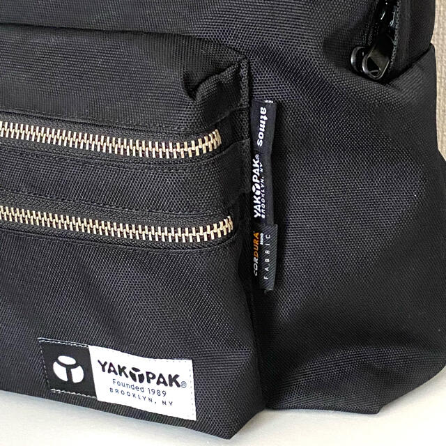 YAK PAK(ヤックパック)のYAK PAK×atmos リュックサック BLACK レディースのバッグ(リュック/バックパック)の商品写真