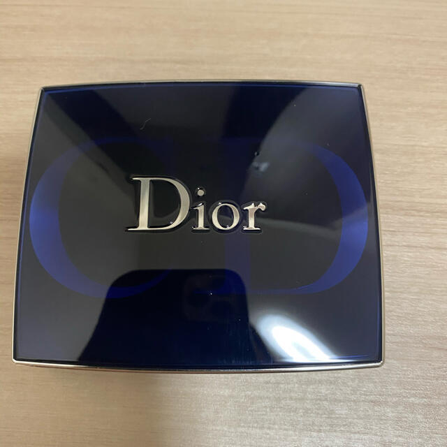 Christian Dior(クリスチャンディオール)のクリスチャンディオール  アイシャドウ　サンク　クルールデザイナー　708 コスメ/美容のベースメイク/化粧品(アイシャドウ)の商品写真