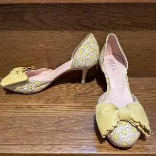 レッドヴァレンティノ(RED VALENTINO)のREDバレンティノ　パンプス(ハイヒール/パンプス)