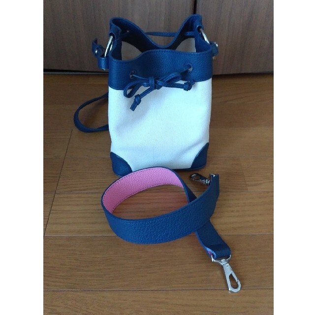 Purse Bag /NAVYとBicolorStrap<Short>/Navyバッグ