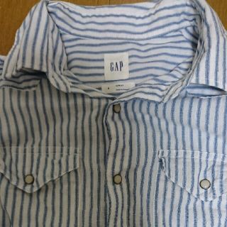 ギャップ(GAP)のGAP ストライプYシャツ 美品(シャツ/ブラウス(長袖/七分))