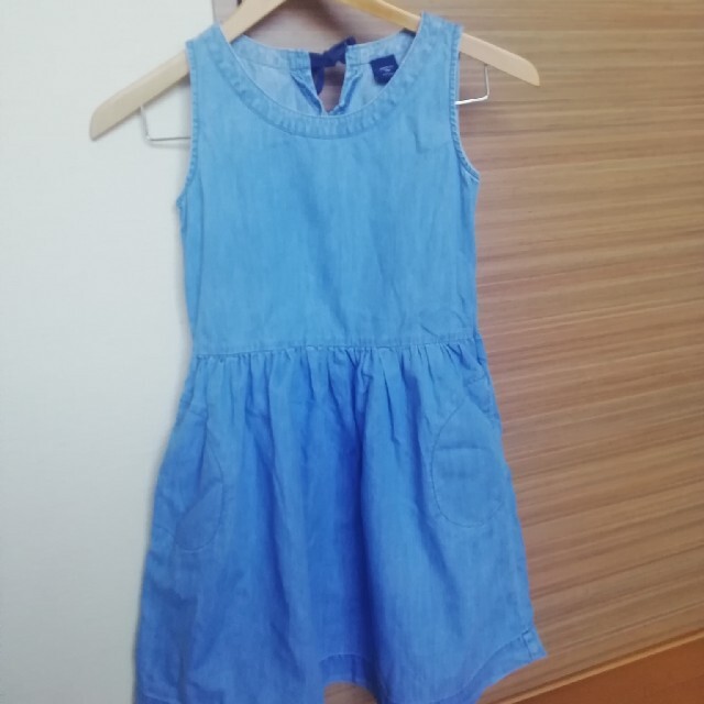 GAP Kids(ギャップキッズ)のGAPワンピース140 キッズ/ベビー/マタニティのキッズ服女の子用(90cm~)(ワンピース)の商品写真