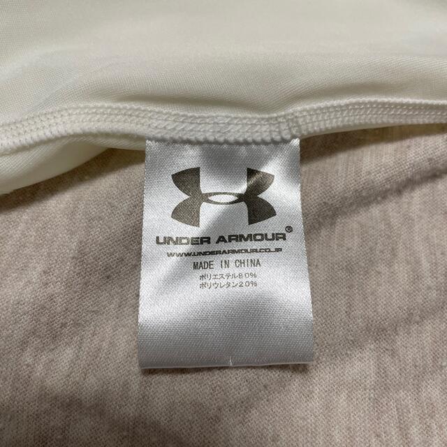 UNDER ARMOUR(アンダーアーマー)の【M】UNDER ARMOUR インナー レディースの下着/アンダーウェア(アンダーシャツ/防寒インナー)の商品写真