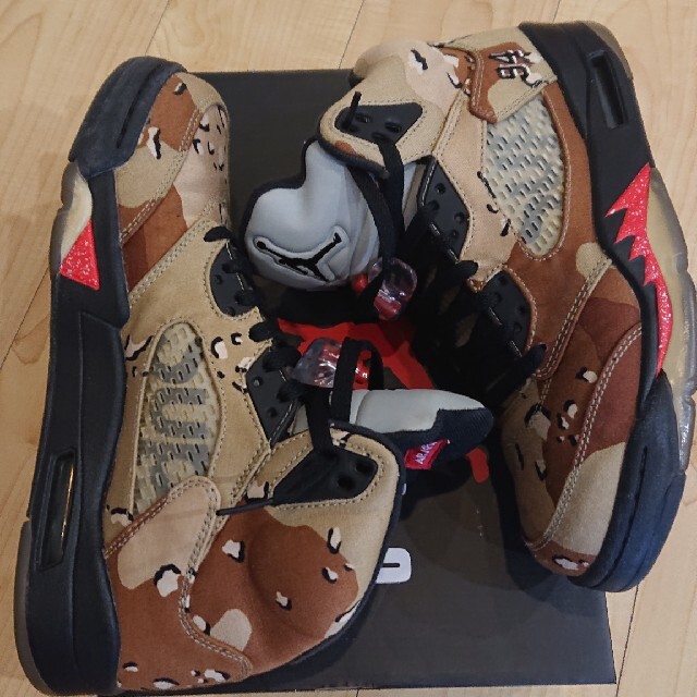 Supreme(シュプリーム)のNIKE AIR JORDAN5 Supreme 26cm メンズの靴/シューズ(スニーカー)の商品写真