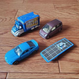 タカラトミー(Takara Tomy)のトミカ 4個セット(ミニカー)