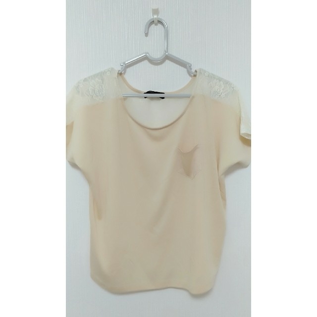 ecruefil - ☆2点買いで400円☆花柄 半袖トップス レース素材 の通販