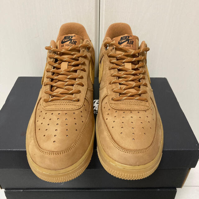 NIKE(ナイキ)のNIKE AIR FORCE 1 LOW  “Wheat/Flax”(2019) メンズの靴/シューズ(スニーカー)の商品写真