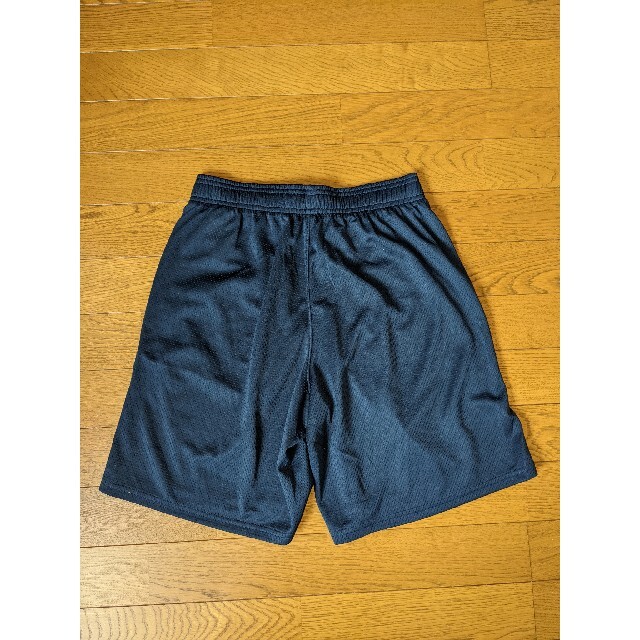 UNDER ARMOUR(アンダーアーマー)の【ゆう様専用】アンダーアーマー　 ハーフパンツ　ナイロン　レディース レディースのパンツ(ショートパンツ)の商品写真