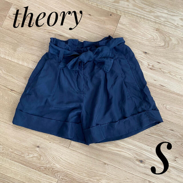 theory(セオリー)の【theory】ショートパンツ キュロット ネイビー シルク100% Sサイズ レディースのパンツ(ショートパンツ)の商品写真