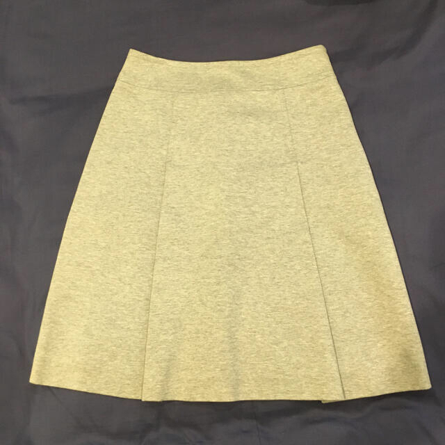 MUJI (無印良品)(ムジルシリョウヒン)の無印 グレー スカート レディースのスカート(ひざ丈スカート)の商品写真