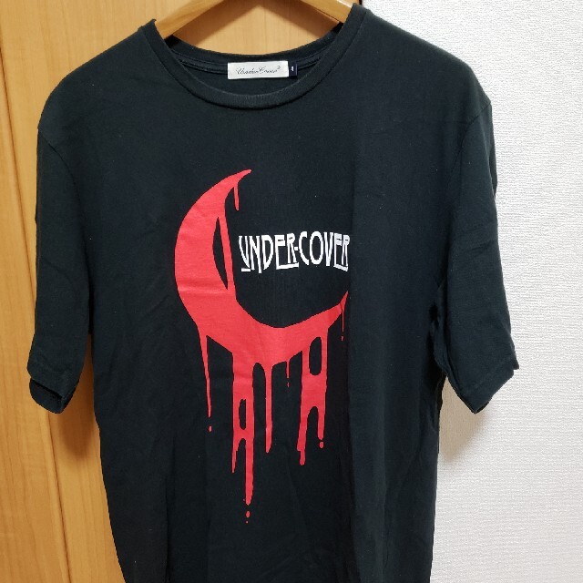 UNDERCOVER(アンダーカバー)のアンダーカバー　Tシャツ メンズのトップス(Tシャツ/カットソー(半袖/袖なし))の商品写真