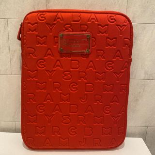 マークバイマークジェイコブス(MARC BY MARC JACOBS)のマークジェイコブス　タブレットケース　レッド(iPadケース)