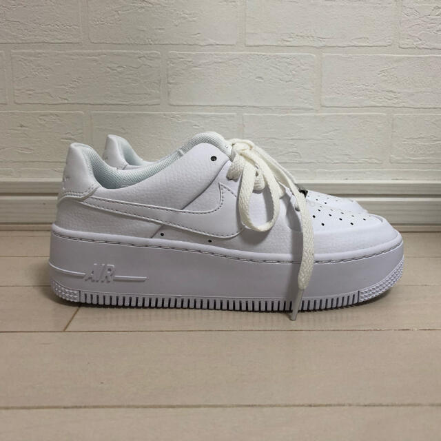 Pixel 【新品未使用】22.5 ナイキ エアフォース1 SAGE LOW ホワイト