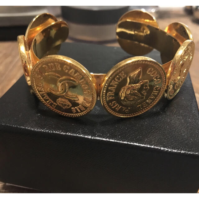 CHANEL vintage バングル CHANEL vintage バングル