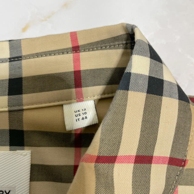 BURBERRY(バーバリー)のBurberry バーバリー  シャツ 新品同様品　ベージュ　ノバチェック メンズのトップス(シャツ)の商品写真