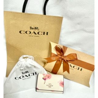 コーチ(COACH)の正規品♡新品未使用 COACH コーチ キーケース 花柄 フローラル ピンク(キーケース)