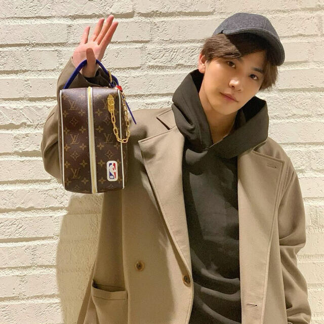 公式サイト LOUIS VUITTON - LVxNBA☆クロークルーム・ドロップキット
