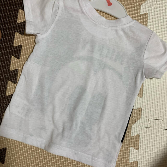 西松屋(ニシマツヤ)のミッキーマウス Tシャツ新品 キッズ/ベビー/マタニティのキッズ服女の子用(90cm~)(Tシャツ/カットソー)の商品写真