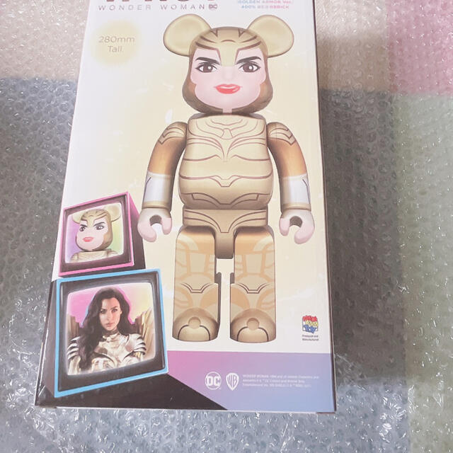 BE@RBRICK WONDER WOMAN GOLDEN ARMOR 400％