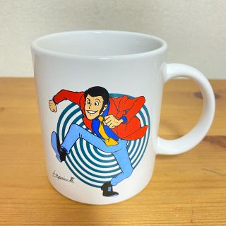 キャラクター陶器売り尽くしセール　ルパン3世&銭形警部　マグカップ(キャラクターグッズ)