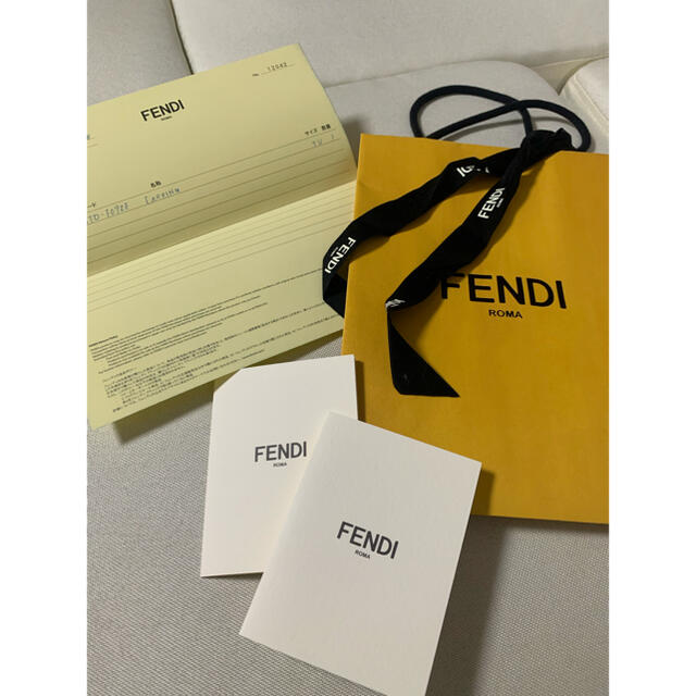 FENDI(フェンディ)の国内完売　フェンディ パールイヤリング レディースのアクセサリー(イヤリング)の商品写真