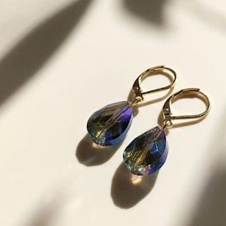 ザラ(ZARA)の087 一粒ビジュー　しずく　ミニ　ブルーカーキ　ピアス　イヤリング　レトロ(ピアス)