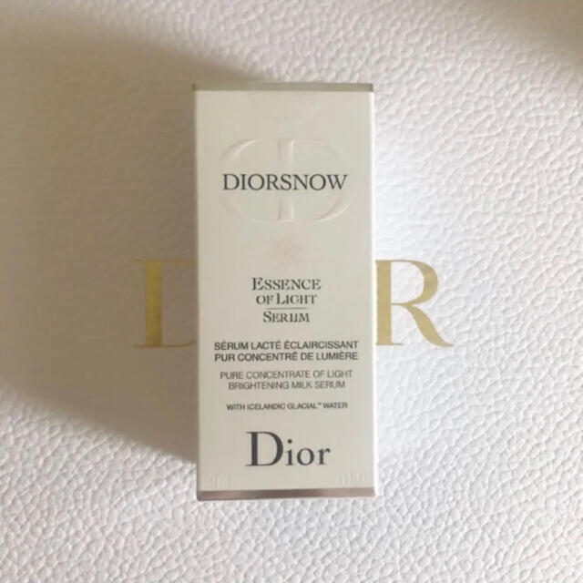 新品未使用Dior スノーアルティメットエッセンスオブライト 30ml