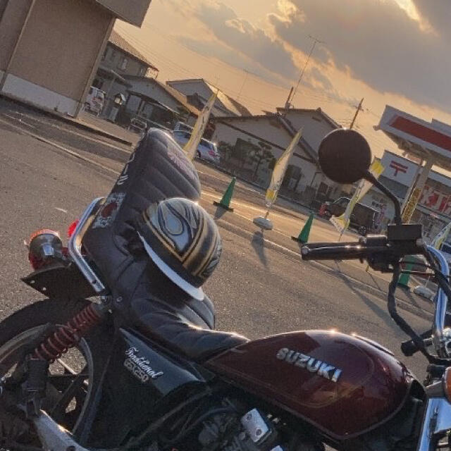 超希少！！gsx250t 3段シート