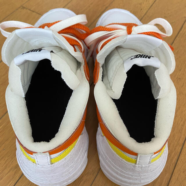 NIKE(ナイキ)のNIKE SACAI BLAZER LOW サカイ Travis jordan メンズの靴/シューズ(スニーカー)の商品写真