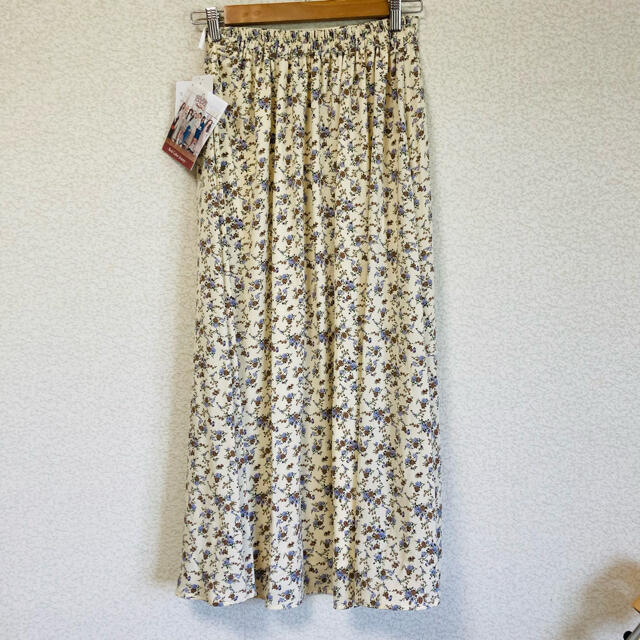 しまむら(シマムラ)のしまむら＊花柄スカート レディースのスカート(ロングスカート)の商品写真
