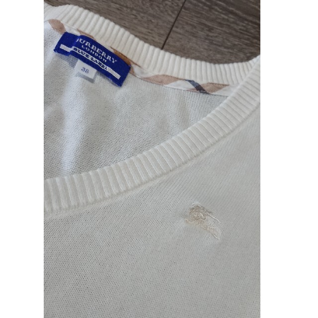 BURBERRY BLUE LABEL(バーバリーブルーレーベル)のBURBERRYBLUE LABELワンポイント綿ニットsize38 レディースのトップス(ニット/セーター)の商品写真