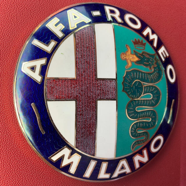 Alfa Romeo(アルファロメオ)のAlfa Romeo アルファロメオ  直径75mmサイズ七宝焼 自動車/バイクの自動車(車外アクセサリ)の商品写真