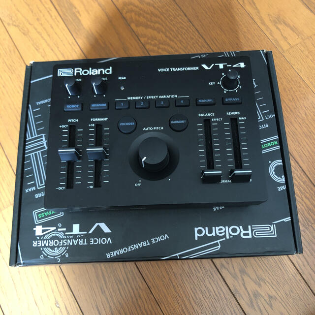 Roland(ローランド)のlui-cifer-様専用 VT-4 楽器のレコーディング/PA機器(エフェクター)の商品写真