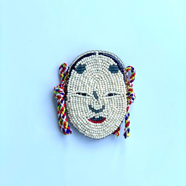 【ビーズ刺繍】能面♡おかめブローチ ハンドメイドのアクセサリー(コサージュ/ブローチ)の商品写真